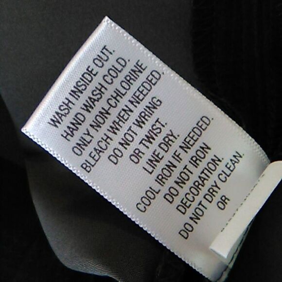 Simply Vera Shift Dress - Picture 7 of 9